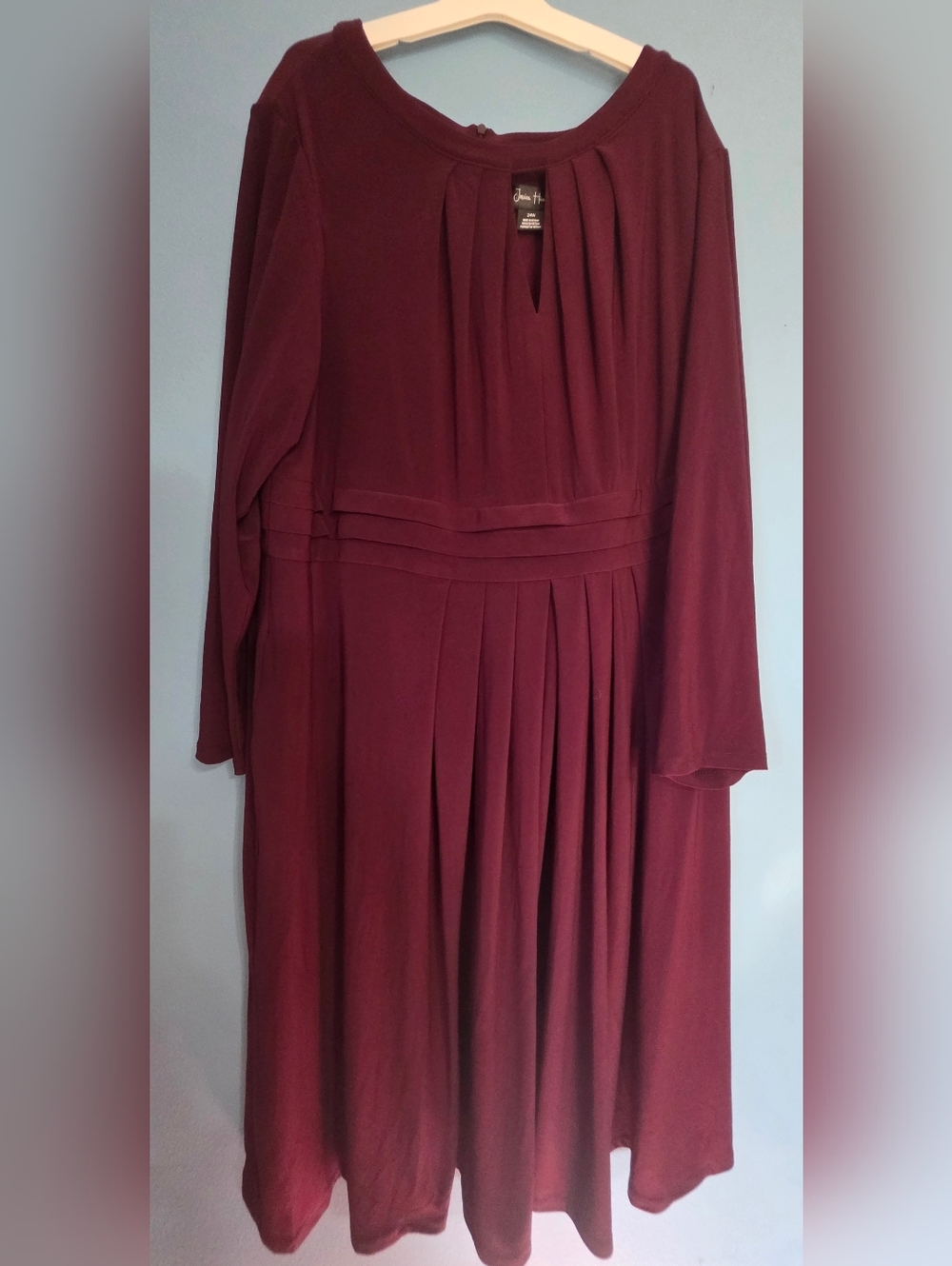 Elegant Jessica Howard Women's Long Sleeve Midi Dress in Burgundy 24W Plus Sized